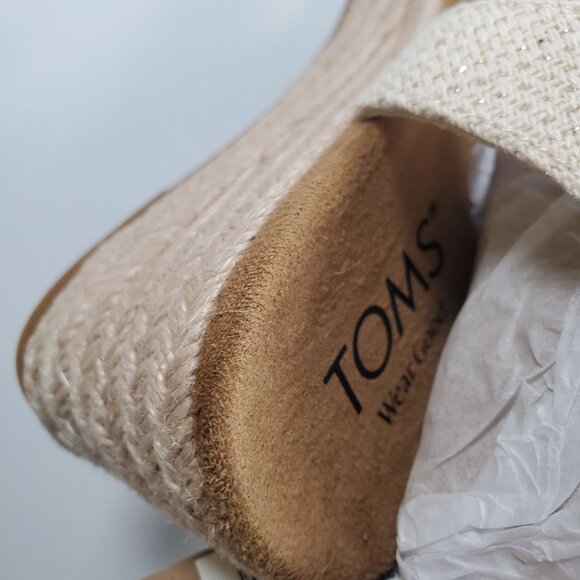 Toms Audrey Wedge Sandals Women Size US 6.5 NWT Strappy Metallic Natural - Picture 9 of 14